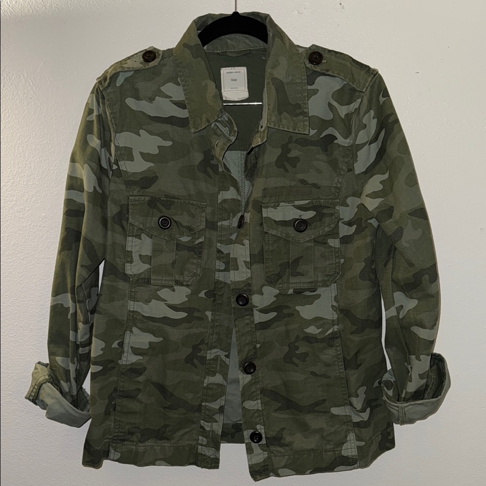 GAP Olive Camouflage Shirt Jacket